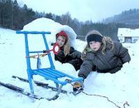 Kinder Tretschlitten aus Finnland