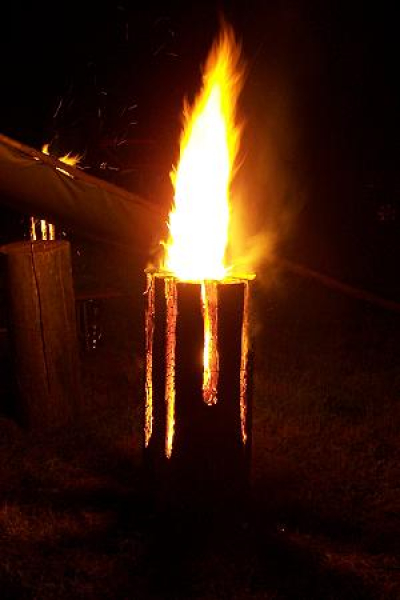 Schwedenfeuer aus Holz 60cm